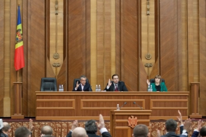 LIVE: Ghimpu a solicitat pauză pentru o oră înainte de VOT! LIVE: Ghimpu a solicitat pauză pentru o oră înainte de VOT!
