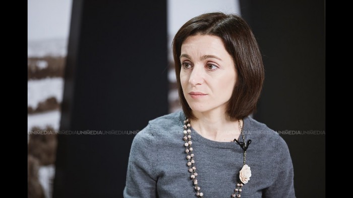 Maia Sandu, către Vlad Plahotniuc: PD vrea să aducă politicienii mai aproape de alegători. Îi sugerez să înceapă de la propria lui persoană Maia Sandu, către Vlad Plahotniuc: PD vrea să aducă politicienii mai aproape de alegători. Îi sugerez să înceapă de la propria lui persoană