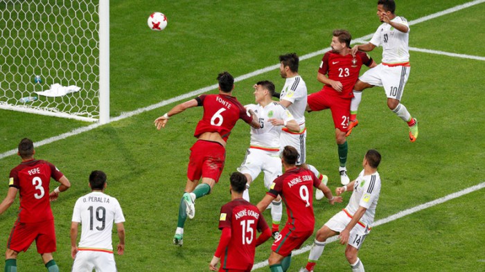 Meci nebun la Cupa Confederațiilor! Naționala Mexicului și Portugaliei au oferit un adevărat spectacol fotbalistic Meci nebun la Cupa Confederațiilor! Naționala Mexicului și Portugaliei au oferit un adevărat spectacol fotbalistic