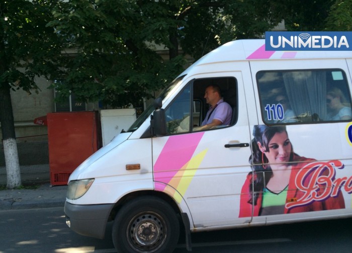 Microbuzele au ieșit pe linie, în pofida interdicției Primăriei Chișinău