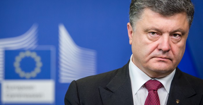 Petro Poroşenko: Ucraina este hotărâtă să recupereze Crimeea după anexarea regiunii de către Rusia Petro Poroşenko: Ucraina este hotărâtă să recupereze Crimeea după anexarea regiunii de către Rusia
