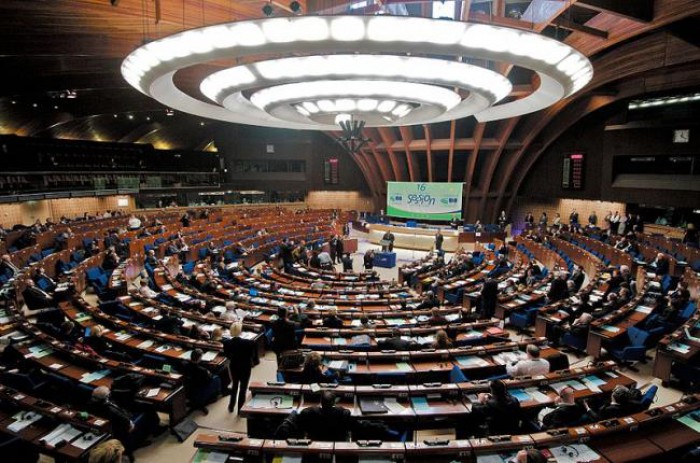 Plahotniuc-Dodon și votul uninominal: Principalele motive care au amânat discuțiile despre ajutorul financiar din partea UE Plahotniuc-Dodon și votul uninominal: Principalele motive care au amânat discuțiile despre ajutorul financiar din partea UE