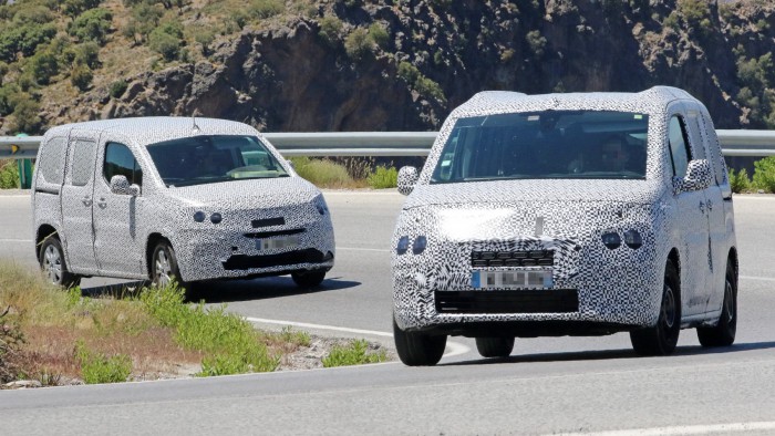Poze spion: Utilitarele Peugeot Partner şi Citroen Berlingo îşi vor schimba curând generaţia Poze spion: Utilitarele Peugeot Partner şi Citroen Berlingo îşi vor schimba curând generaţia