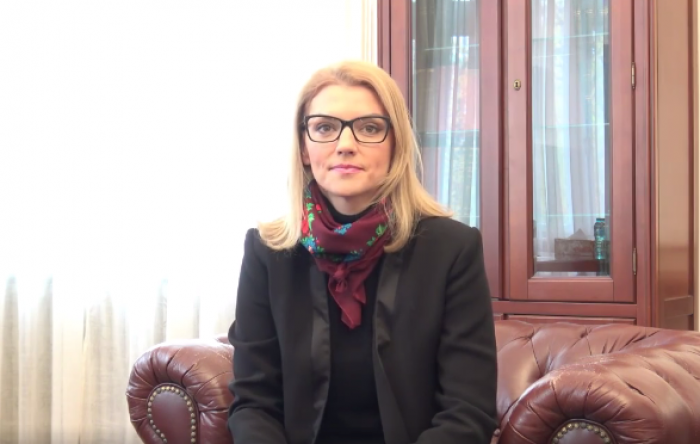 (video) Preşedintele PNL îndeamnă cetățenii RM să iasă la vot: Alegeți un președinte care să lupte cu corupția și să ducă Moldova în UE (video) Preşedintele PNL îndeamnă cetățenii RM să iasă la vot: Alegeți un președinte care să lupte cu corupția și să ducă Moldova în UE
