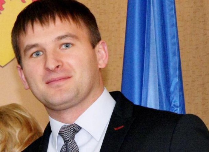 Președintele raionului Cimișlia anunță că pleacă din PPEM: Apreciez acțiunile guvernului Filip și mizez la o bună colaborare pe viitor Președintele raionului Cimișlia anunță că pleacă din PPEM: Apreciez acțiunile guvernului Filip și mizez la o bună colaborare pe viitor