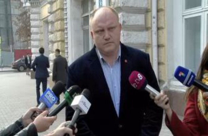 PSRM a depus documentele de înregistrare în calitate de participant în campania electorală pentru Referendumul anti-Chirtoacă PSRM a depus documentele de înregistrare în calitate de participant în campania electorală pentru Referendumul anti-Chirtoacă
