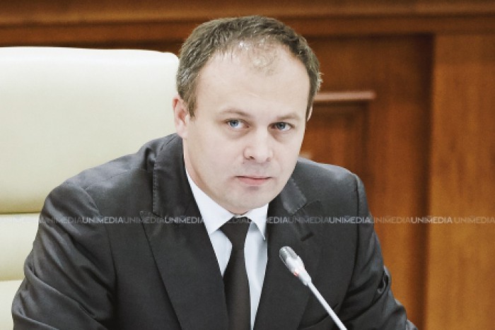 Candu răspunde acuzațiilor lui Cârnaț, precum că ar fi influențat concursul pentru alegerea președintelui ANI: Înțeleg frustrarea dumnealui Candu răspunde acuzațiilor lui Cârnaț, precum că ar fi influențat concursul pentru alegerea președintelui ANI: Înțeleg frustrarea dumnealui