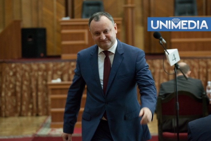 Replica lui Dodon privind colajele cu declarațiile referitoare la Uniunea Vamală Replica lui Dodon privind colajele cu declarațiile referitoare la Uniunea Vamală