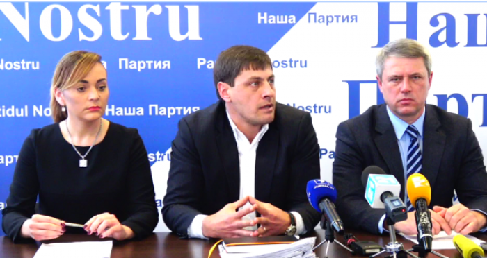 (video) Reprezentanții „Partidului Nostru”: Oamenii lui Plahotniuc vor să obțină control asupra municipiului Bălți (video) Reprezentanții „Partidului Nostru”: Oamenii lui Plahotniuc vor să obțină control asupra municipiului Bălți