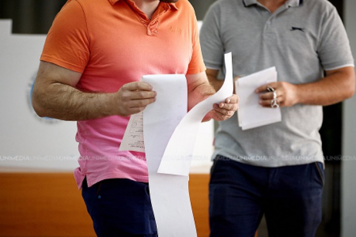 RISE Moldova: Cimitirul din listele electorale. Sunt așteptate la vot și persoane care au decedat acum 15 ani RISE Moldova: Cimitirul din listele electorale. Sunt așteptate la vot și persoane care au decedat acum 15 ani