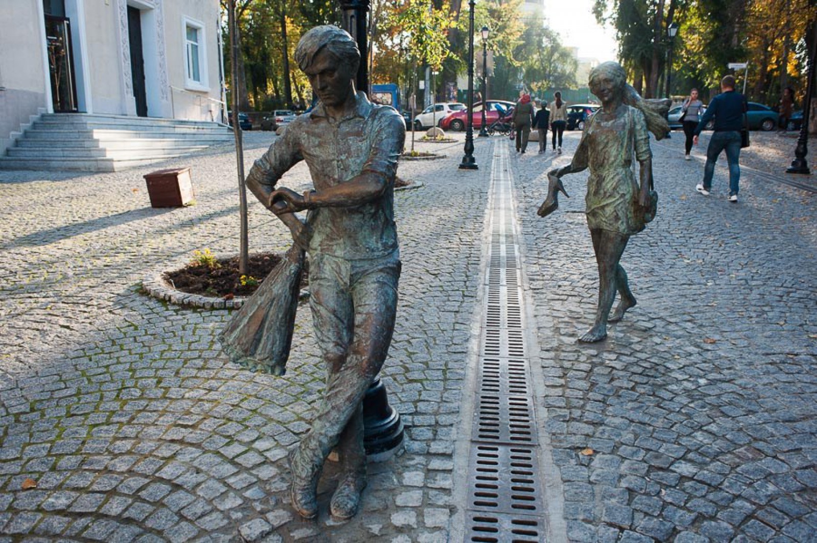 Sculpturile de pe strada Pietonală au nume. Cum le-au numit chişinăuienii