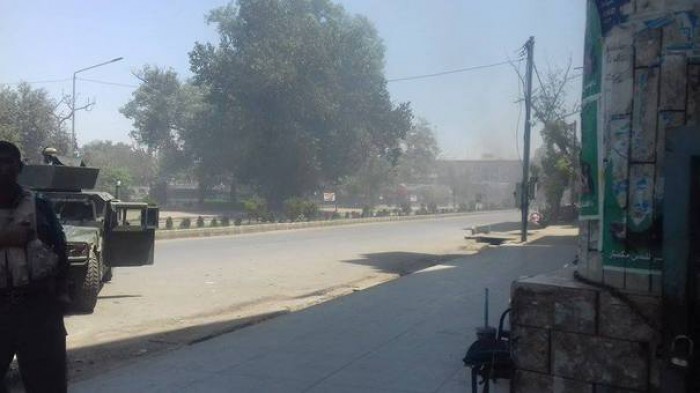 Sediul unui post de radiodifuziune afgan, luat cu asalt de atacatori sinucigaşi Sediul unui post de radiodifuziune afgan, luat cu asalt de atacatori sinucigaşi