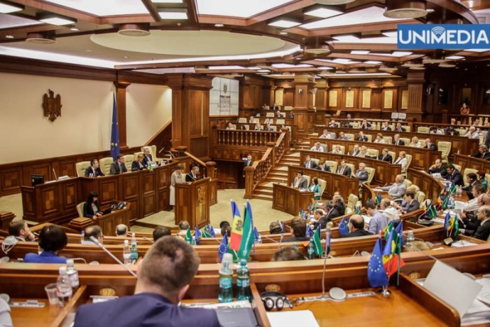 Statistica sesiunii de primăvară 2014: Sunt numărate absențele deputaților Statistica sesiunii de primăvară 2014: Sunt numărate absențele deputaților