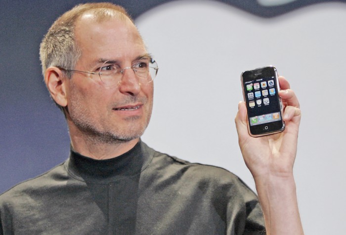 Steve Jobs, cofondatorul Apple, ar fi limitat folosirea tehnologiei de către copiii săi Steve Jobs, cofondatorul Apple, ar fi limitat folosirea tehnologiei de către copiii săi