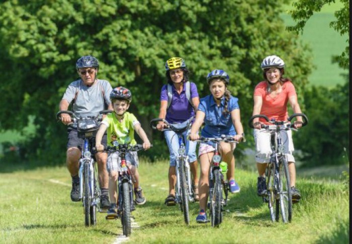 Studiu: Persoanele care desfășoară activități sportive în mod constant au un risc mai mic de a se îmbolnăvi de cancer Studiu: Persoanele care desfășoară activități sportive în mod constant au un risc mai mic de a se îmbolnăvi de cancer