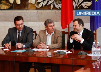 Sturza: În AIE sunt trei partide, conduse de patru lideri și jumătate Sturza: În AIE sunt trei partide, conduse de patru lideri și jumătate