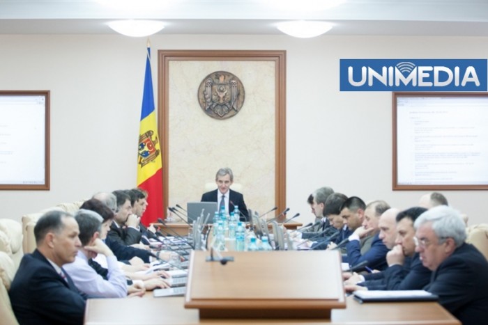 Sturza dă sorți de izbândă învestirii noului Guvern: „Acum principiile de negocieri sunt mai realiste” Sturza dă sorți de izbândă învestirii noului Guvern: „Acum principiile de negocieri sunt mai realiste”