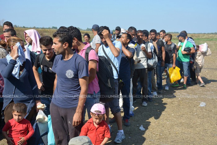 Turcia amenință să trimită lunar 15.000 de migranți în Europa Turcia amenință să trimită lunar 15.000 de migranți în Europa