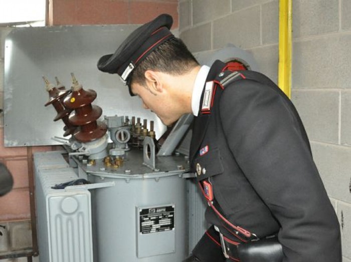 Un moldovean a murit în Italia în timp ce fura cupru de la o stație electrică Un moldovean a murit în Italia în timp ce fura cupru de la o stație electrică