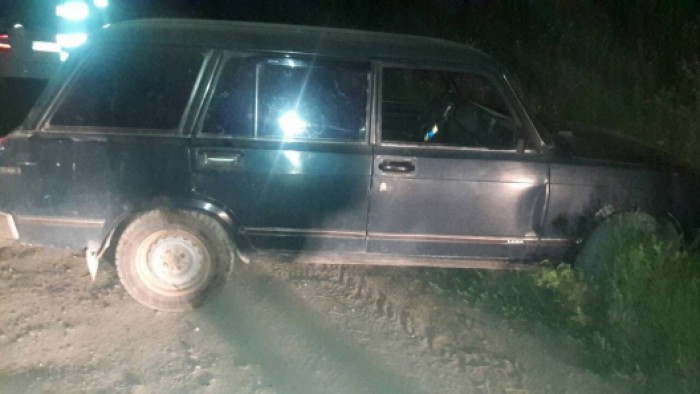 Un tânăr de 21 de ani din raionul Criuleni, reţinut după ce ar fi furat maşina unui consătean Un tânăr de 21 de ani din raionul Criuleni, reţinut după ce ar fi furat maşina unui consătean