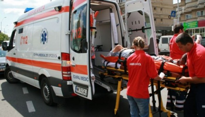 Un tânăr moldovean s-a aruncat de la etajul unui bloc din Iași: Victima se certase cu soția Un tânăr moldovean s-a aruncat de la etajul unui bloc din Iași: Victima se certase cu soția