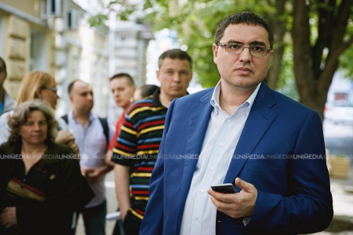 Usatîi propune o soluție pentru a opri traseismul politic. Proiectul îl va transmite președintelui Usatîi propune o soluție pentru a opri traseismul politic. Proiectul îl va transmite președintelui