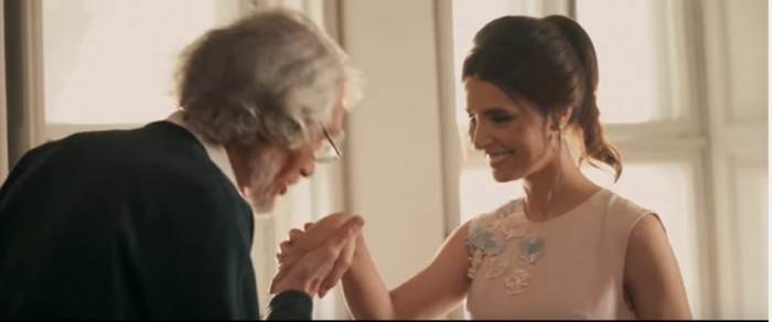 (video) Valentina Nafornița a lansat un nou videoclip de ziua ei. Versurile scrise de Mihai Eminescu, iar muzica de Eugen Doga (video) Valentina Nafornița a lansat un nou videoclip de ziua ei. Versurile scrise de Mihai Eminescu, iar muzica de Eugen Doga
