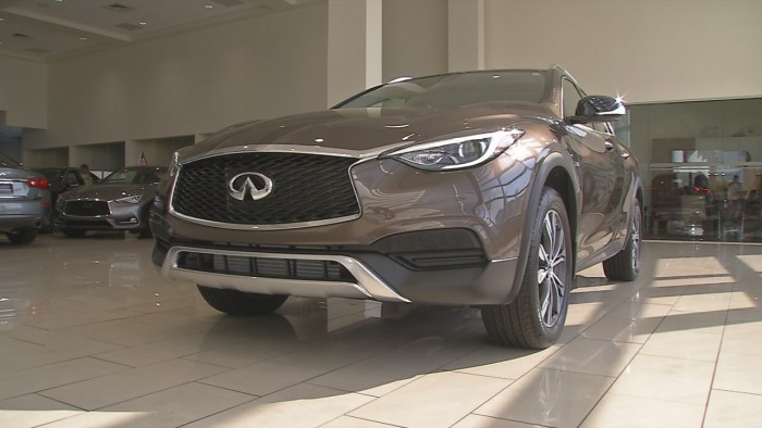 (video) Caz real: Şi-au cumpărat un Infiniti mai ieftin din cauza unei reclame eronate de pe Facebook (video) Caz real: Şi-au cumpărat un Infiniti mai ieftin din cauza unei reclame eronate de pe Facebook