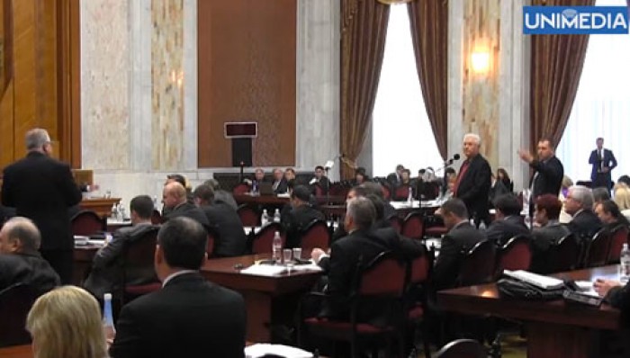 (video) Diacov le dă în obraz comuniștilor! Voronin: Dima, o cauți cu lumânarea! (video) Diacov le dă în obraz comuniștilor! Voronin: Dima, o cauți cu lumânarea!
