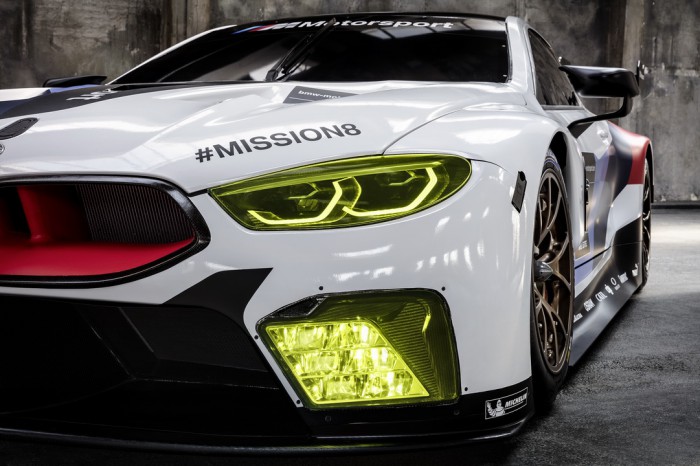 (video) Frankfurt 2017: Premieră mondială – Noua maşină de curse BMW M8 GTE (video) Frankfurt 2017: Premieră mondială – Noua maşină de curse BMW M8 GTE