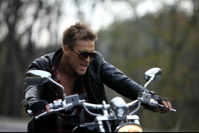 (video) Ionel Istrati are un nou videoclip. Vrea să cucerească Rusia (video) Ionel Istrati are un nou videoclip. Vrea să cucerească Rusia