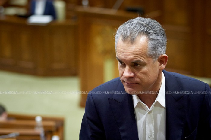(video) Pe cine să credem? Plahotniuc spune că oficialii europeni nu au condiționat schimbarea sistemului electoral cu asistența macro-financiară (video) Pe cine să credem? Plahotniuc spune că oficialii europeni nu au condiționat schimbarea sistemului electoral cu asistența macro-financiară