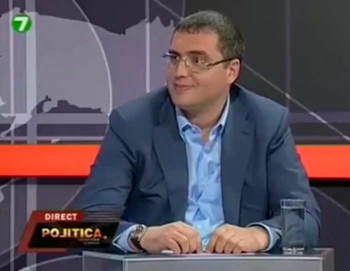 (video) Stop Cadru: Renato Usatîi, ministru al Culturii, cumetriilor și concertelor (video) Stop Cadru: Renato Usatîi, ministru al Culturii, cumetriilor și concertelor