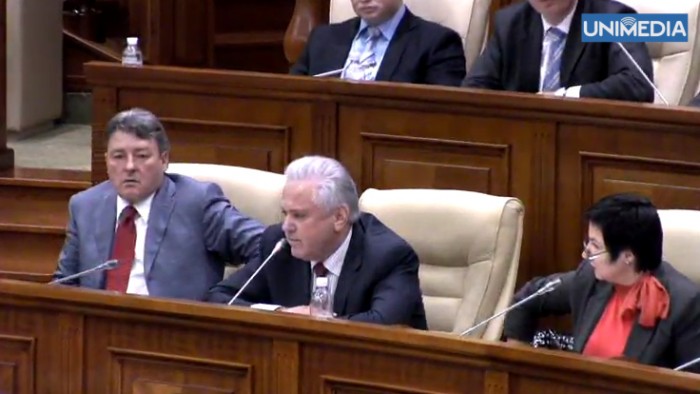 (video) Iurie Bolboceanu se retrage din fracțiunea parlamentară a PD (video) Iurie Bolboceanu se retrage din fracțiunea parlamentară a PD
