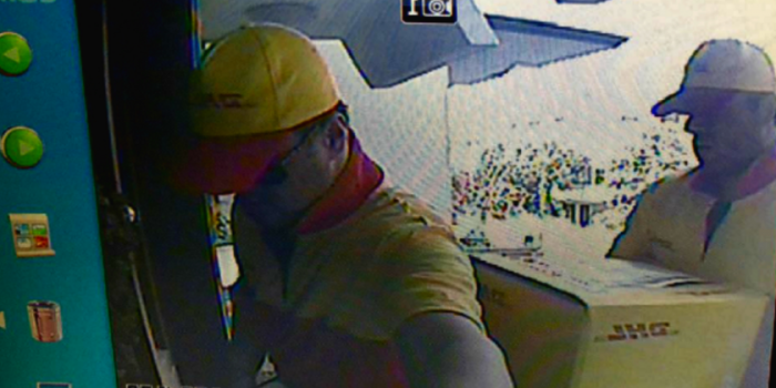 (video) ZDG: Cinci moldoveni, implicați într-un jaf ca-n filme la Istanbul. Au furat bani și bijuterii în valoare de 300 de mii de dolari (video) ZDG: Cinci moldoveni, implicați într-un jaf ca-n filme la Istanbul. Au furat bani și bijuterii în valoare de 300 de mii de dolari