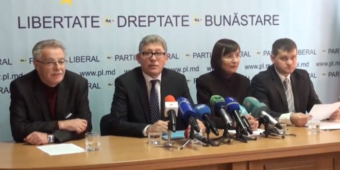 Zis și făcut: Liberalii au înaintat inițiativa de excludere a bașcanului din Guvern Zis și făcut: Liberalii au înaintat inițiativa de excludere a bașcanului din Guvern