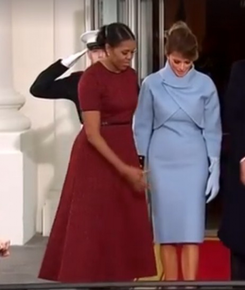 Ce ținute poartă la ceremonia de învestire Melania Trump și Michelle Obama