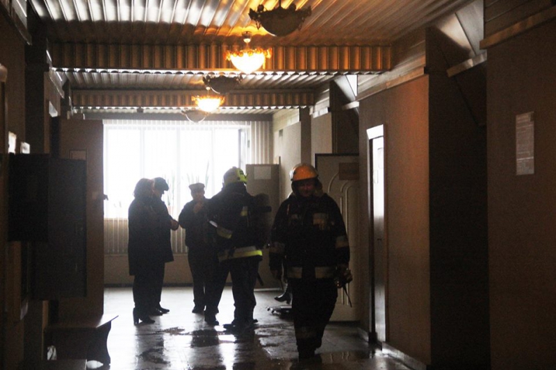 Incendiu la Institutul de Ftiziopneumologie din capitală. Două autospeciale s-au deplasat pentru a stinge focul