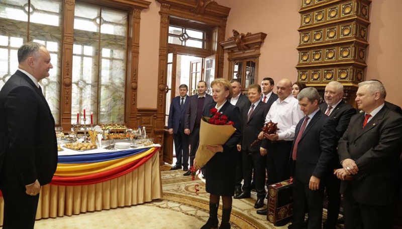 Cum și-a sărbătorit Igor Dodon cea de-a 42 aniversare: Mulțumesc familiei, fracțiunii PSRM, Mitropoliei Moldovei