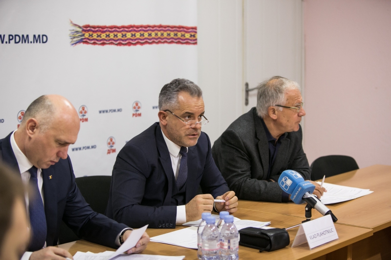 Noul look al lui Vlad Plahotniuc. Liderul PD și-a lăsat barbă