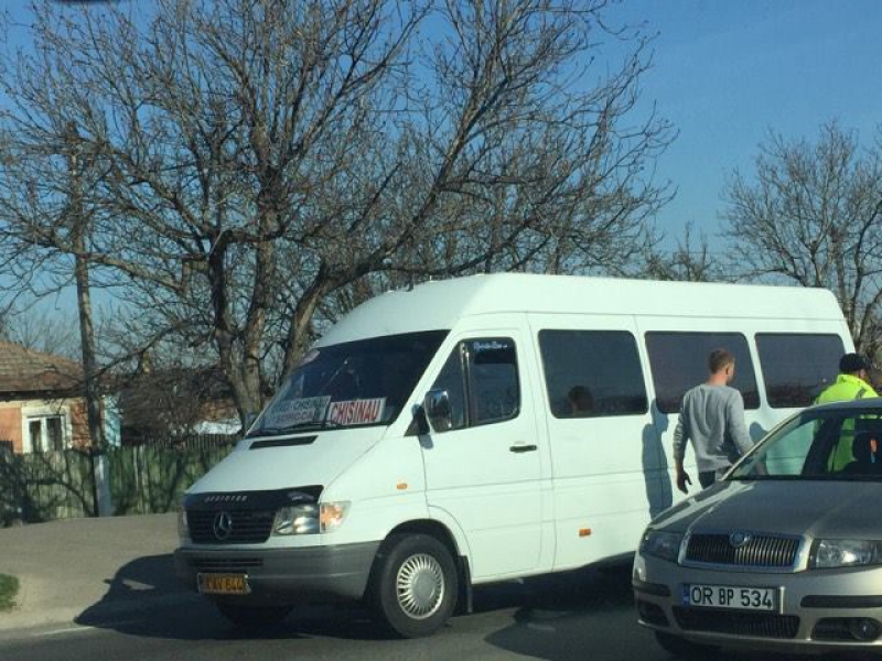 Grav accident la intrare în Orhei. O persoană, lovită de un automobil în timp ce traversa pe trecerea de pietoni