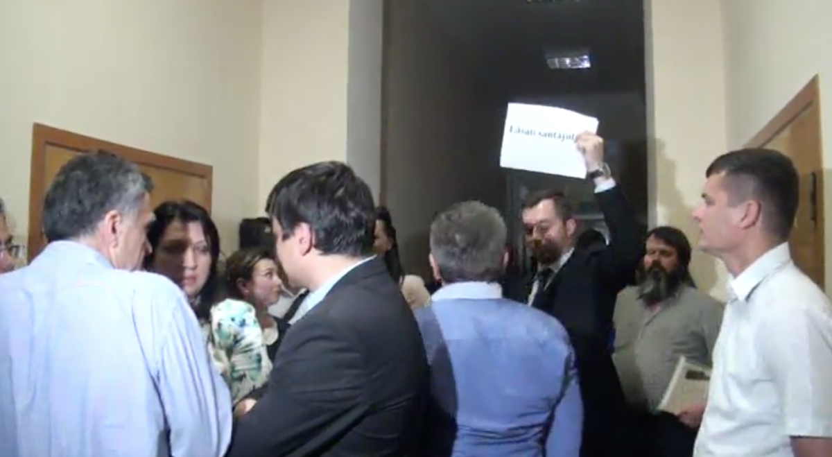 Dorin Chirtoacă, susținut de mai mulți activiști PL: CNA nu uita, DNA te va lua! Lăsați șantajul!