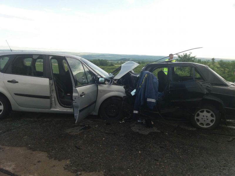 Doi angajați ai DSE, morți în urma unui accident în apropiere de Măgdăcești