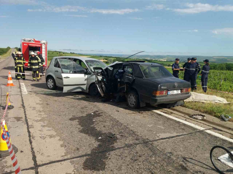 Doi angajați ai DSE, morți în urma unui accident în apropiere de Măgdăcești