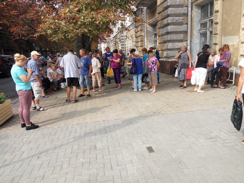 Vânzătorii din preajma Gării, revoltați. Au fost redirecționați în piața Agrovista