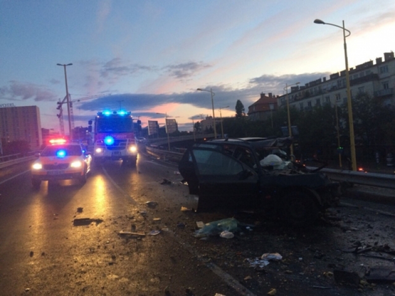 Accident la Budapesta cu implicarea unui microbuz cu moldoveni: O persoană a murit, iar alte 10, spitalizate