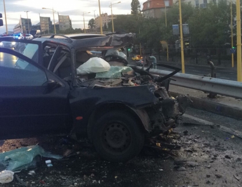 Accident la Budapesta cu implicarea unui microbuz cu moldoveni: O persoană a murit, iar alte 10, spitalizate