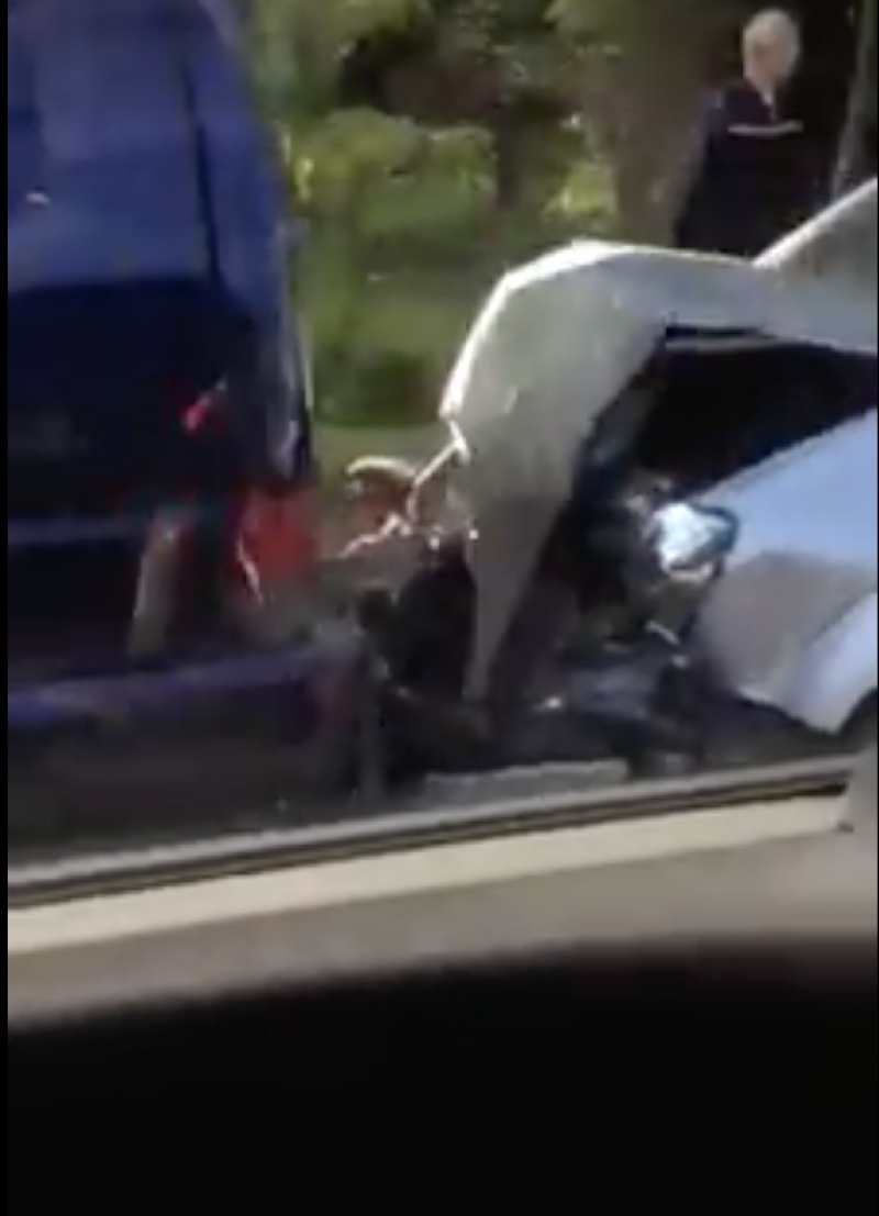 În atenția șoferilor! Două accidente rutiere pe drumul spre aeroport au cauzat ambuteiaje