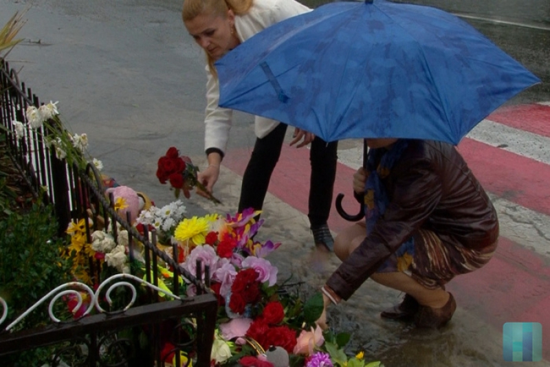 Tiraspol: Oamenii, la locul unde a fost lovită mortal o adolescentă