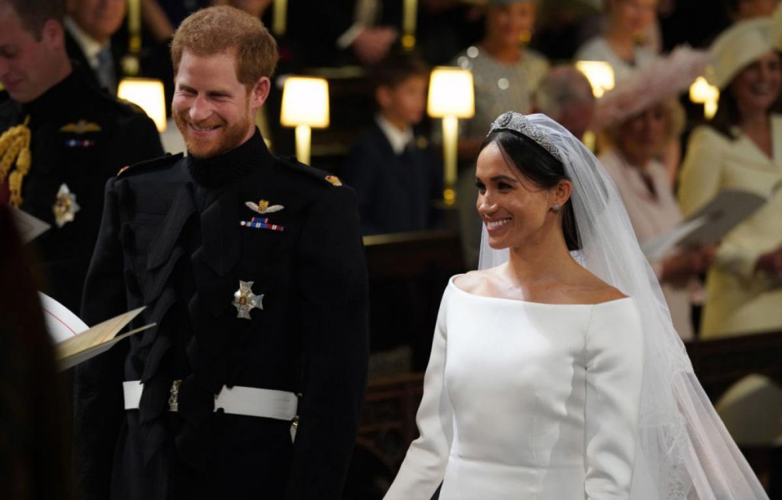 Video Meghan Markle Nu A Aruncat Buchetul Miresei Tinerelor